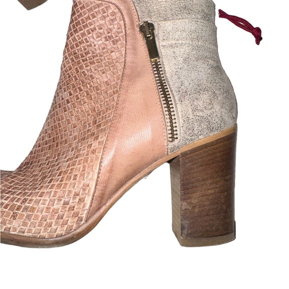 TRASK leather metallic silver zip ankle boots women’s size 38 7 - Picture 6 of 15